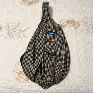 Kavu Rope Sling Backpack Black Grey Houndstooth Canvas Rare Retired Print